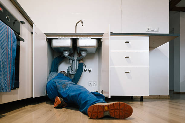 Professional Plumbing technician working in Gore, OK
